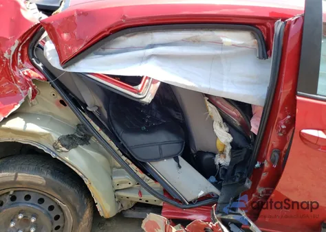 2016 Toyota Corolla L из США, поврежденный, VIN 2T1BURHE3GC693213